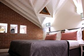 Montania Special Class Hotel