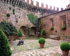 Castello di Vigoleno