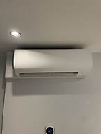 Mary's Hotel République