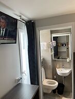 Mary's Hotel République