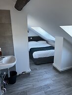 Mary's Hotel République