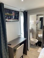 Mary's Hotel République