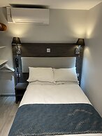 Mary's Hotel République