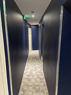 Mary's Hotel République