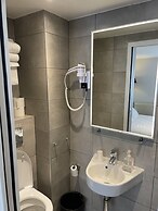 Mary's Hotel République