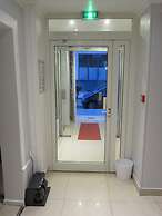 Mary's Hotel République