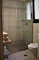 Irides Luxury Studios & Apartments