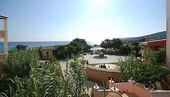 Irides Luxury Studios & Apartments