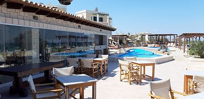 Irides Luxury Studios & Apartments