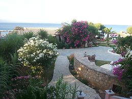 Irides Luxury Studios & Apartments