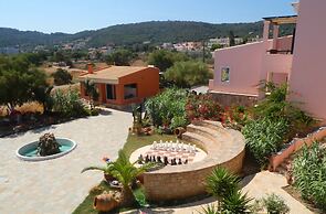 Irides Luxury Studios & Apartments