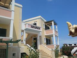 Irides Luxury Studios & Apartments