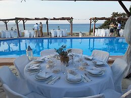 Irides Luxury Studios & Apartments