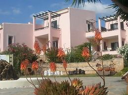 Irides Luxury Studios & Apartments