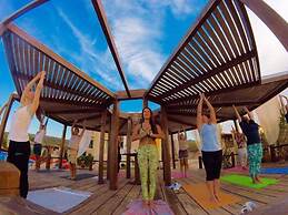 Irides Luxury Studios & Apartments