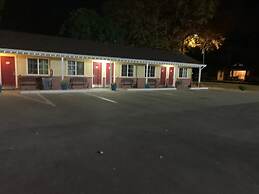 Colusa Motel