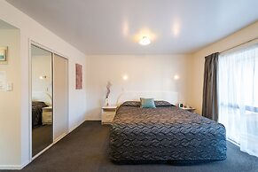 Annabelle Court Motel