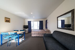 Annabelle Court Motel