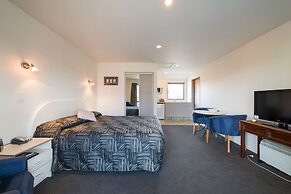 Annabelle Court Motel