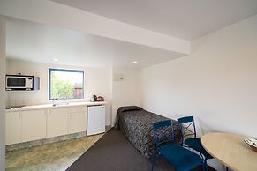 Annabelle Court Motel