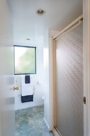 Annabelle Court Motel