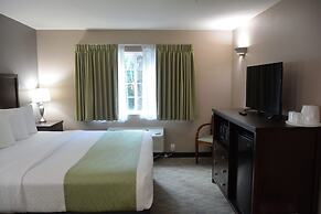 FairBridge Inn & Suites Dupont