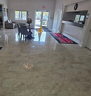 FairBridge Inn & Suites Dupont