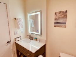 The Sandcastle Beachfront Hotel