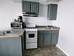 Sandcastle Beachfront Motel