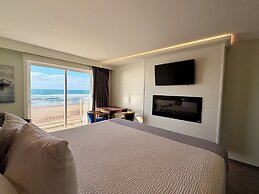 The Sandcastle Beachfront Hotel