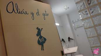 Pensión AliciaZzz Bed & Breakfast