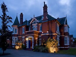 Trivelles Park Hotel