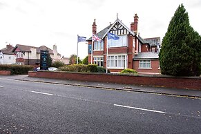 Trivelles Park Hotel