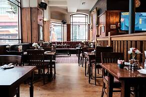 The Wellington Hotel