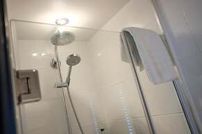 The Wellington Hotel