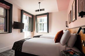 The Wellington Hotel