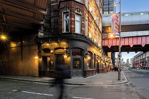 The Wellington Hotel