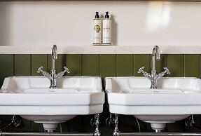 The Drayton Court Hotel