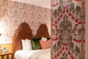 The Drayton Court Hotel