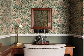 The Drayton Court Hotel