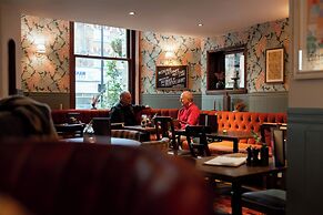 The Drayton Court Hotel