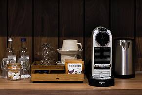 The Drayton Court Hotel