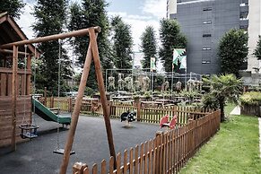 The Drayton Court Hotel