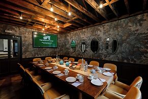 The Drayton Court Hotel