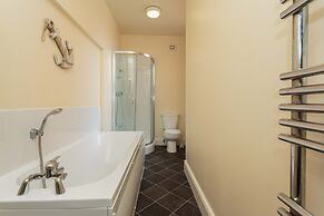 Cherry Property - Coconut Suite