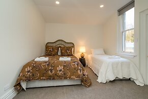 Inner City Elegance on Stuart Street