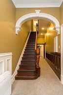 Inner City Elegance on Stuart Street