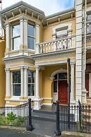 Inner City Elegance on Stuart Street