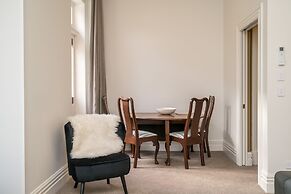 Inner City Elegance on Stuart Street