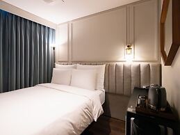 Hotel Crescendo Seoul